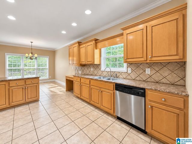 9153 SPARKS DRIVE, Warrior, AL 35180