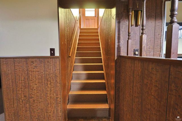 236 E Walnut Street, Waterville, KS 66548