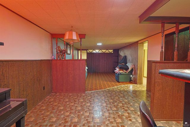 236 E Walnut Street, Waterville, KS 66548