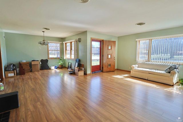 236 E Walnut Street, Waterville, KS 66548