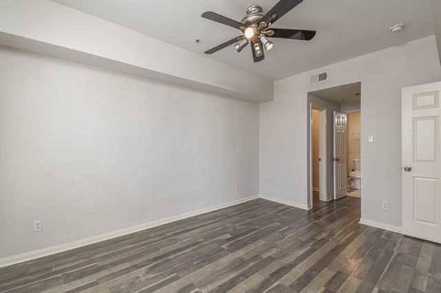 6289 Wilcrest Drive 5203, Houston, TX 77072