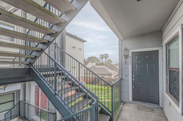 6289 Wilcrest Drive 5203, Houston, TX 77072