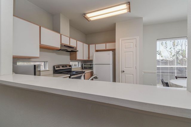 6289 Wilcrest Drive 5203, Houston, TX 77072