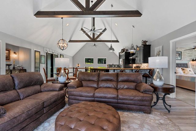 5107 ACHATES COURT, De Pere, WI 54115