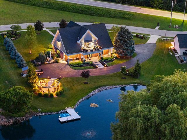 5107 ACHATES COURT, De Pere, WI 54115