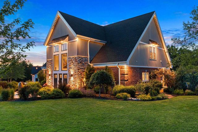 5107 ACHATES COURT, De Pere, WI 54115