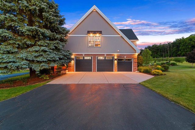 5107 ACHATES COURT, De Pere, WI 54115