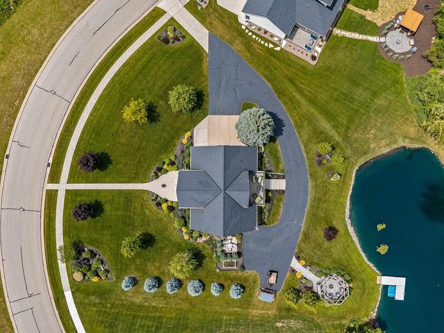 5107 ACHATES COURT, De Pere, WI 54115