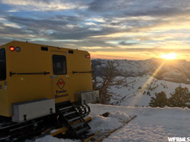 6774 CHAPARRAL DR, Eden, UT 84310