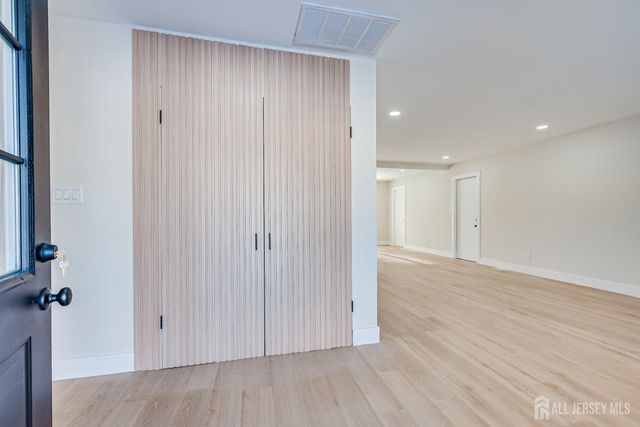 20 Starling Road, South Brunswick, NJ 08824