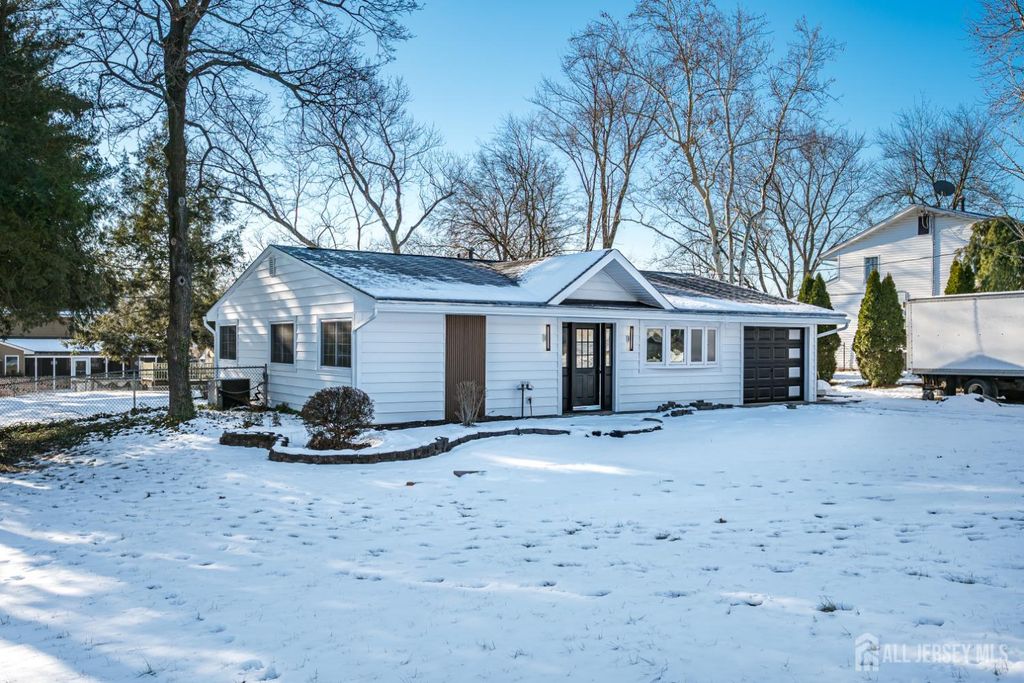 20 Starling Road, South Brunswick, NJ 08824