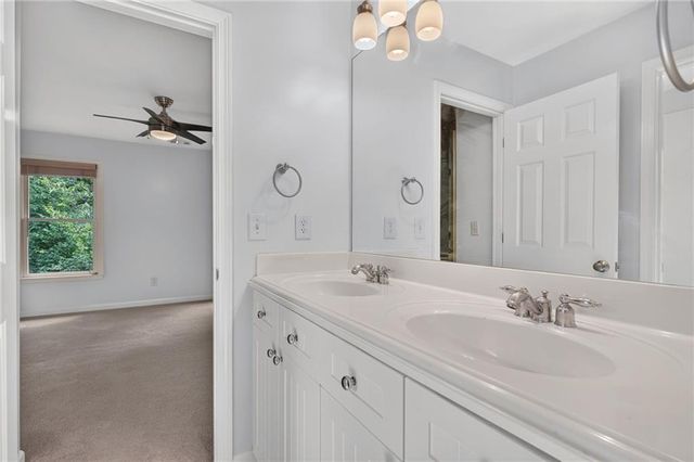 555 Washington Way, Cumming, GA 30040