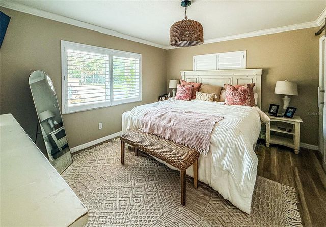1900 BENJAMIN FRANKLIN DRIVE, Sarasota, FL 34236