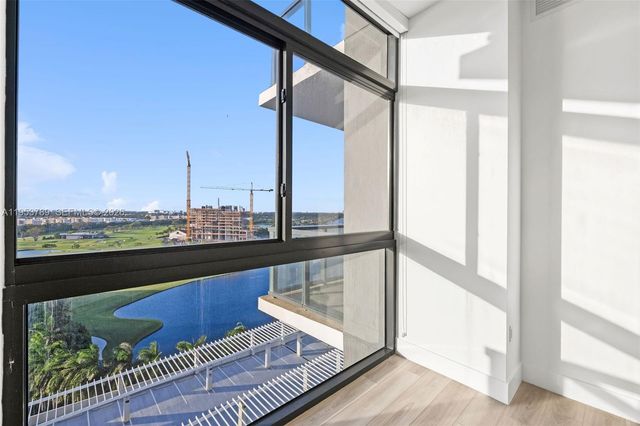 101 Diplomat Pkwy 1703, Hallandale Beach, FL 33009