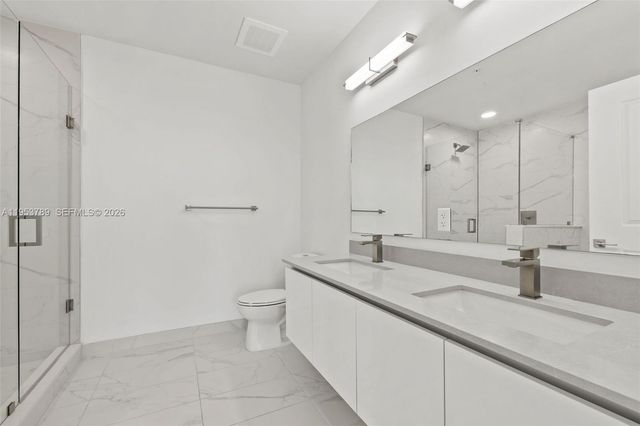 101 Diplomat Pkwy 1703, Hallandale Beach, FL 33009