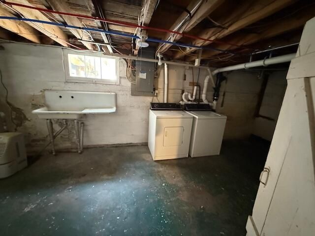 6707 W Decker Road, Ludington, MI 49431