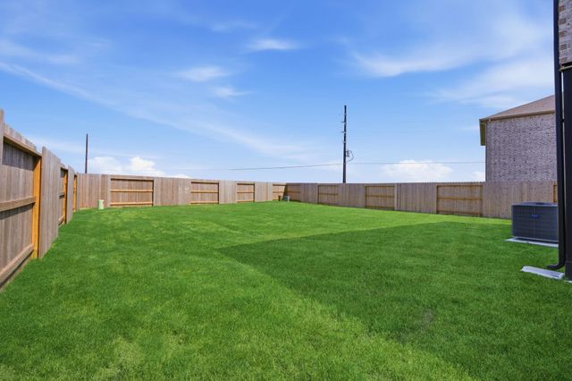 2411 Outpost Canyon Drive, Iowa Colony, TX 77583