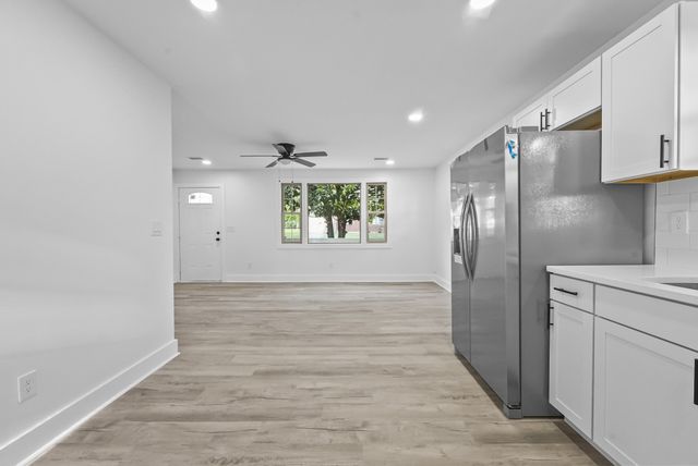 126 Donelsonwood Dr, Nashville, TN 37214