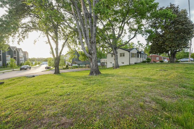 126 Donelsonwood Dr, Nashville, TN 37214