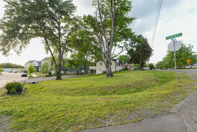 126 Donelsonwood Dr, Nashville, TN 37214