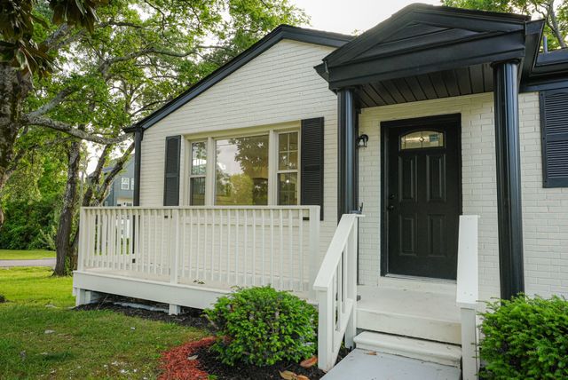 126 Donelsonwood Dr, Nashville, TN 37214
