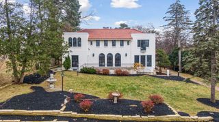 4637 E Lake Harriet Parkway, Minneapolis, MN 55419