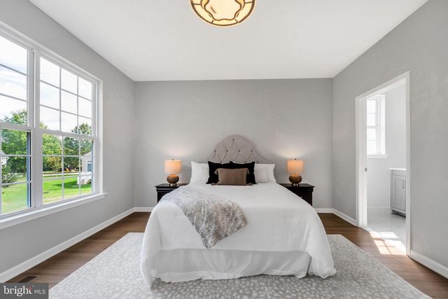 1702 MAGNOLIA CT, Garnet Valley, PA 19060