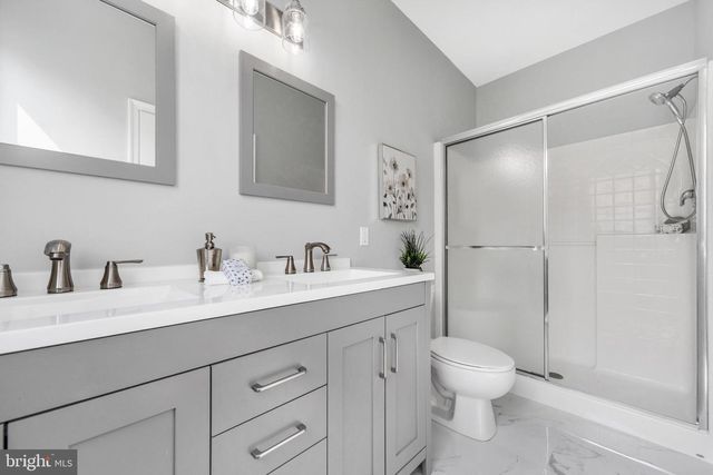 1702 MAGNOLIA CT, Garnet Valley, PA 19060