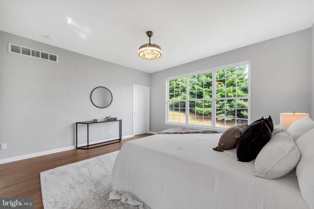 1702 MAGNOLIA CT, Garnet Valley, PA 19060