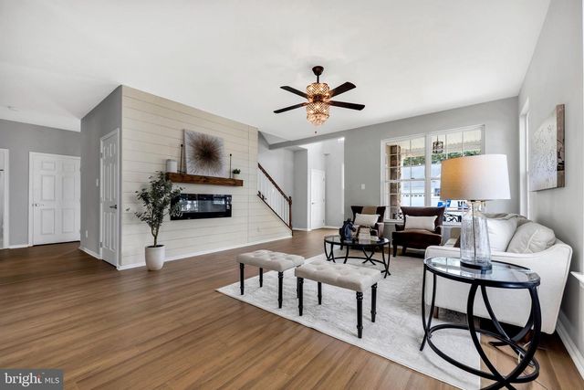 1702 MAGNOLIA CT, Garnet Valley, PA 19060