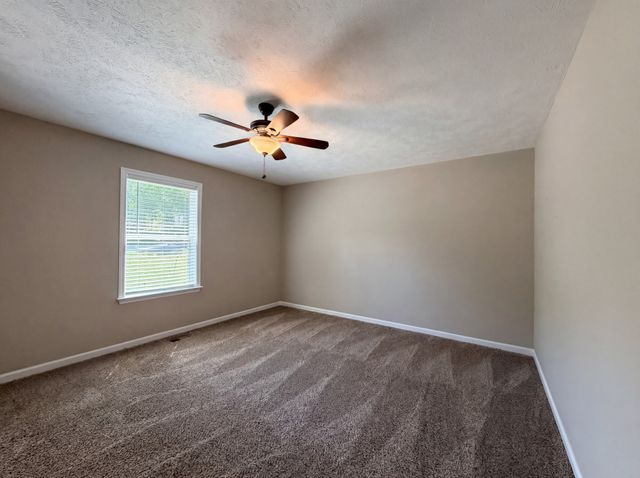 340 Elm Ave, Lewisburg, TN 37091