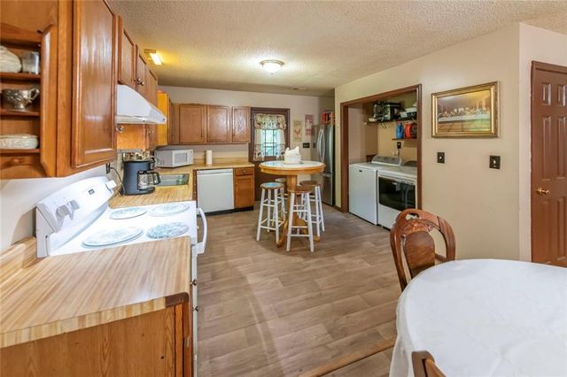 526 Susan Drive, Villa Rica, GA 30180
