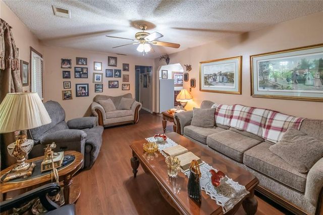 526 Susan Drive, Villa Rica, GA 30180