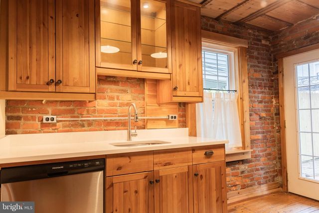 1613 LAUREL ST, Wilmington, DE 19806