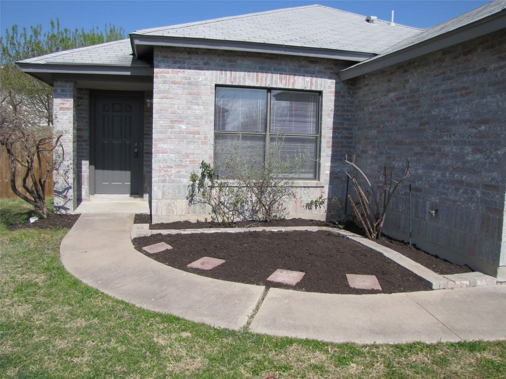 3639 Bass LOOP, Round Rock, TX 78665