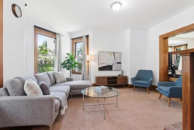 305 Central St, Newton, MA 02466