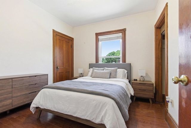 305 Central St, Newton, MA 02466