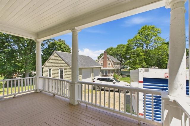 305 Central St, Newton, MA 02466