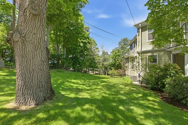 305 Central St, Newton, MA 02466