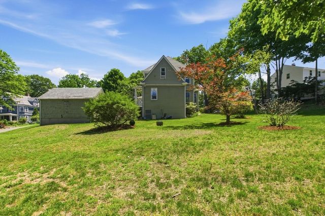 305 Central St, Newton, MA 02466