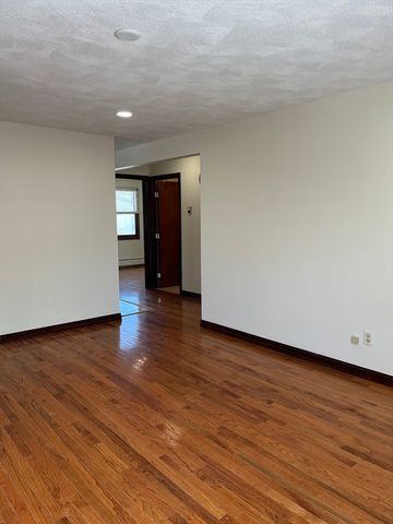 77 Star St 4, Pawtucket, RI 02860