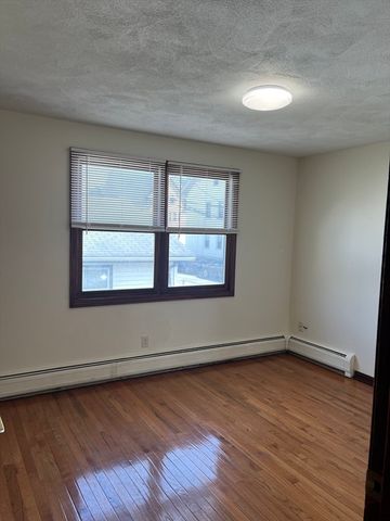 77 Star St 4, Pawtucket, RI 02860