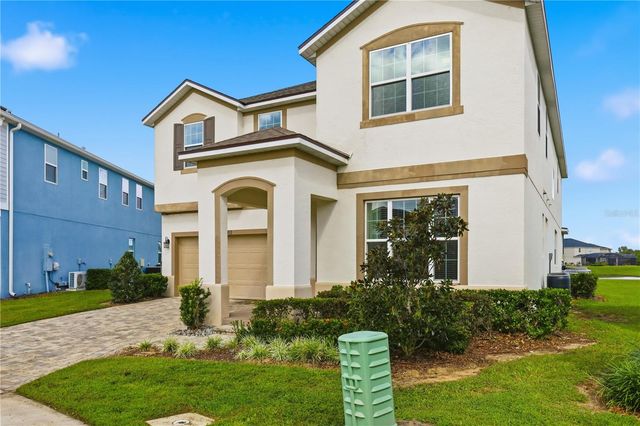 8911 TROPICAL HAVEN COURT, Kissimmee, FL 34747