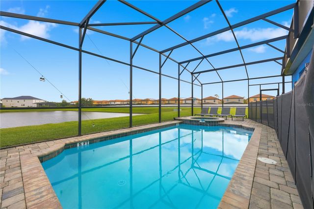 8911 TROPICAL HAVEN COURT, Kissimmee, FL 34747