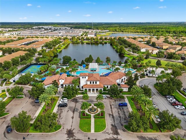 8911 TROPICAL HAVEN COURT, Kissimmee, FL 34747