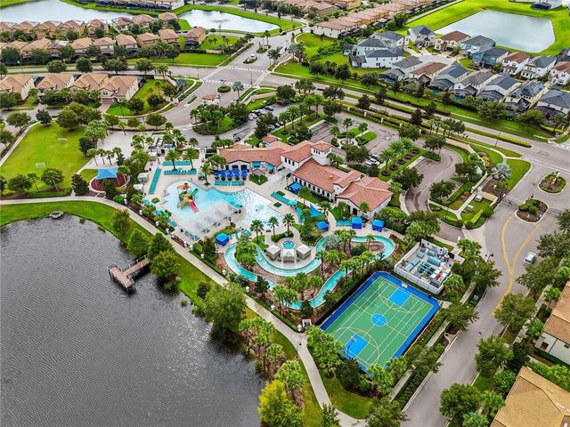 8911 TROPICAL HAVEN COURT, Kissimmee, FL 34747