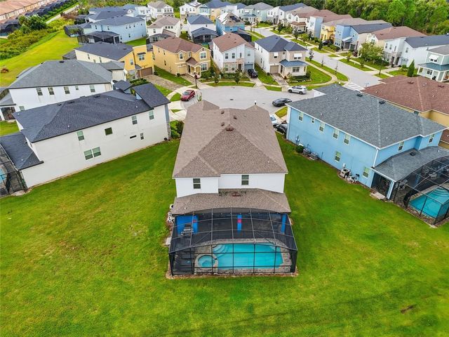 8911 TROPICAL HAVEN COURT, Kissimmee, FL 34747