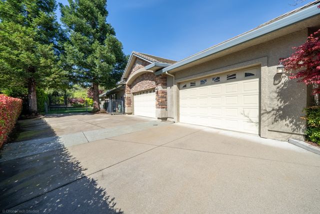19565 San Vincente Drive, Redding, CA 96003