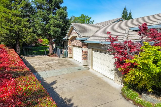 19565 San Vincente Drive, Redding, CA 96003