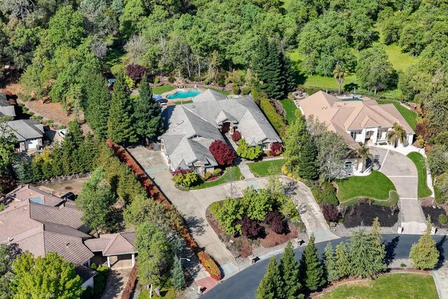 19565 San Vincente Drive, Redding, CA 96003